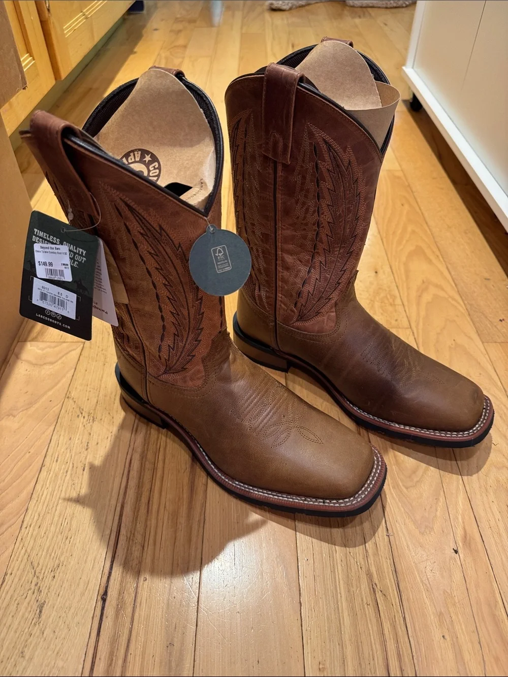 Men's Beyond the Barn Tulane size 8.5 Brown Leather Cowboy Boots